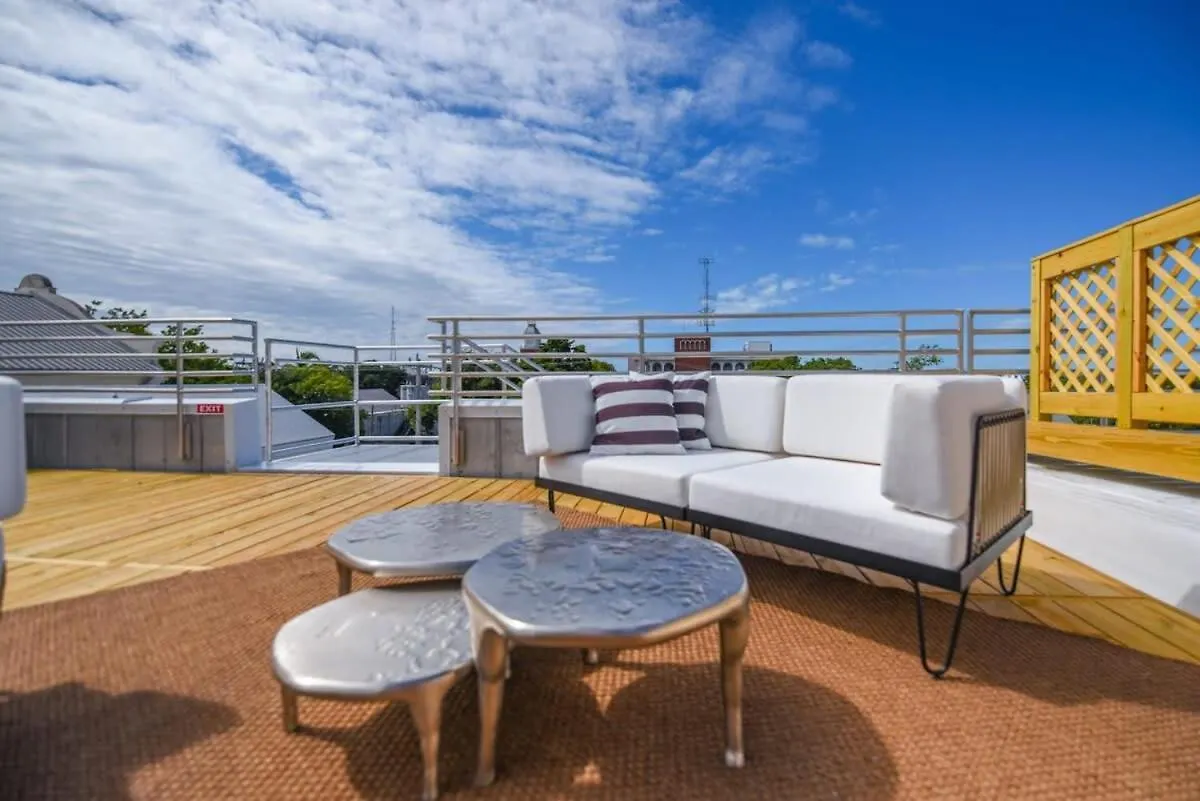 New Kamp - Rooftop Penthouse Key West Apartment