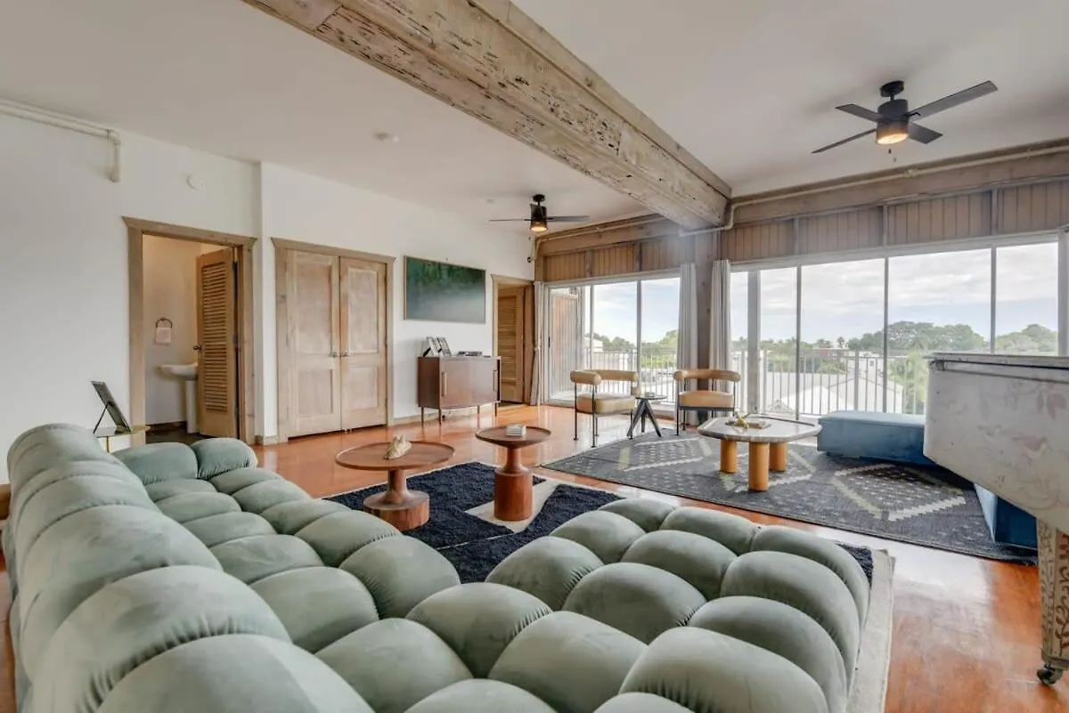 New Kamp - Rooftop Penthouse Key West Apartment