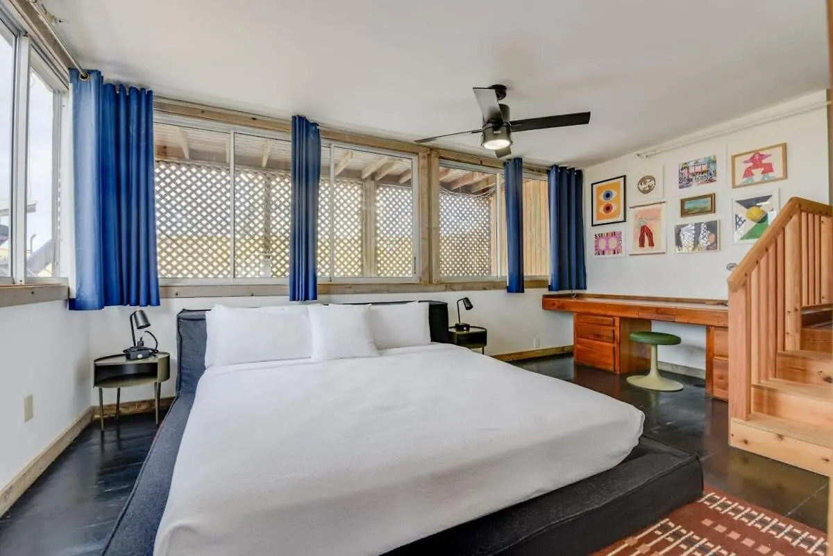 New Kamp - Rooftop Penthouse Key West